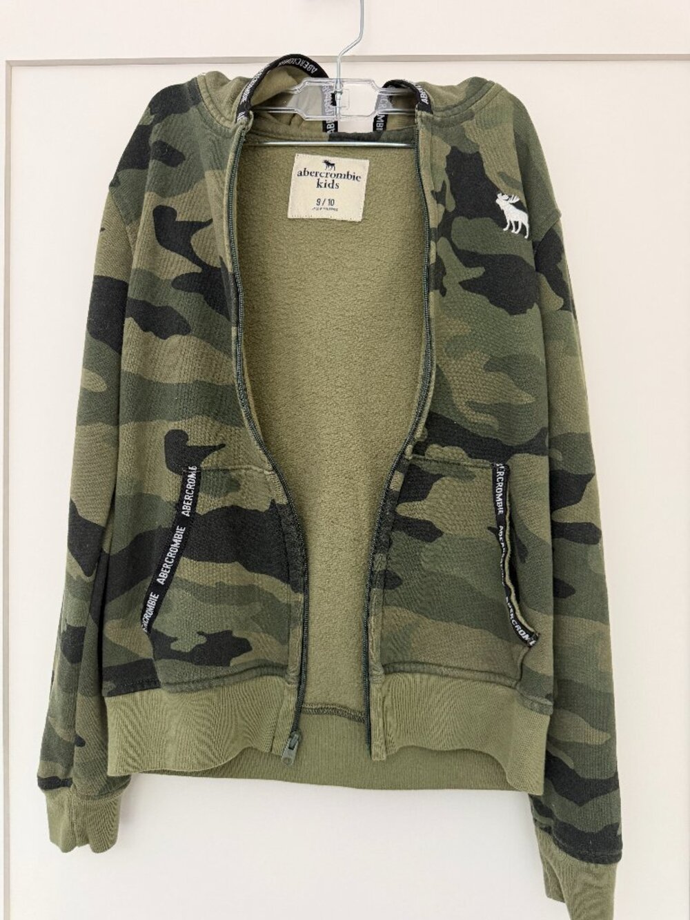 Abercrombie Kids full-zip camo hoodie